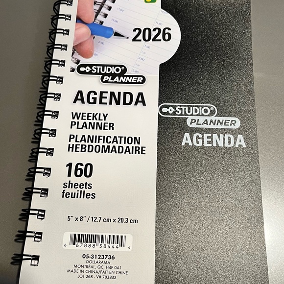 Notebooks & Binder Bundle 📘 - Picture 2 of 8